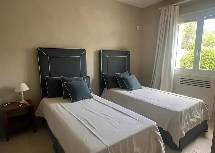 Heron Sicily Villa Noto